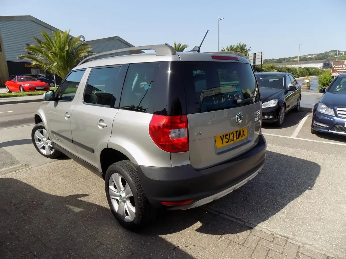Used Skoda Yeti SE 150 HP (110 kW) 2013 Beige SUV