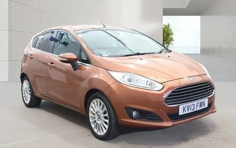 Used Ford Fiesta Titanium 105 HP (77 kW) 2013 Hatchback