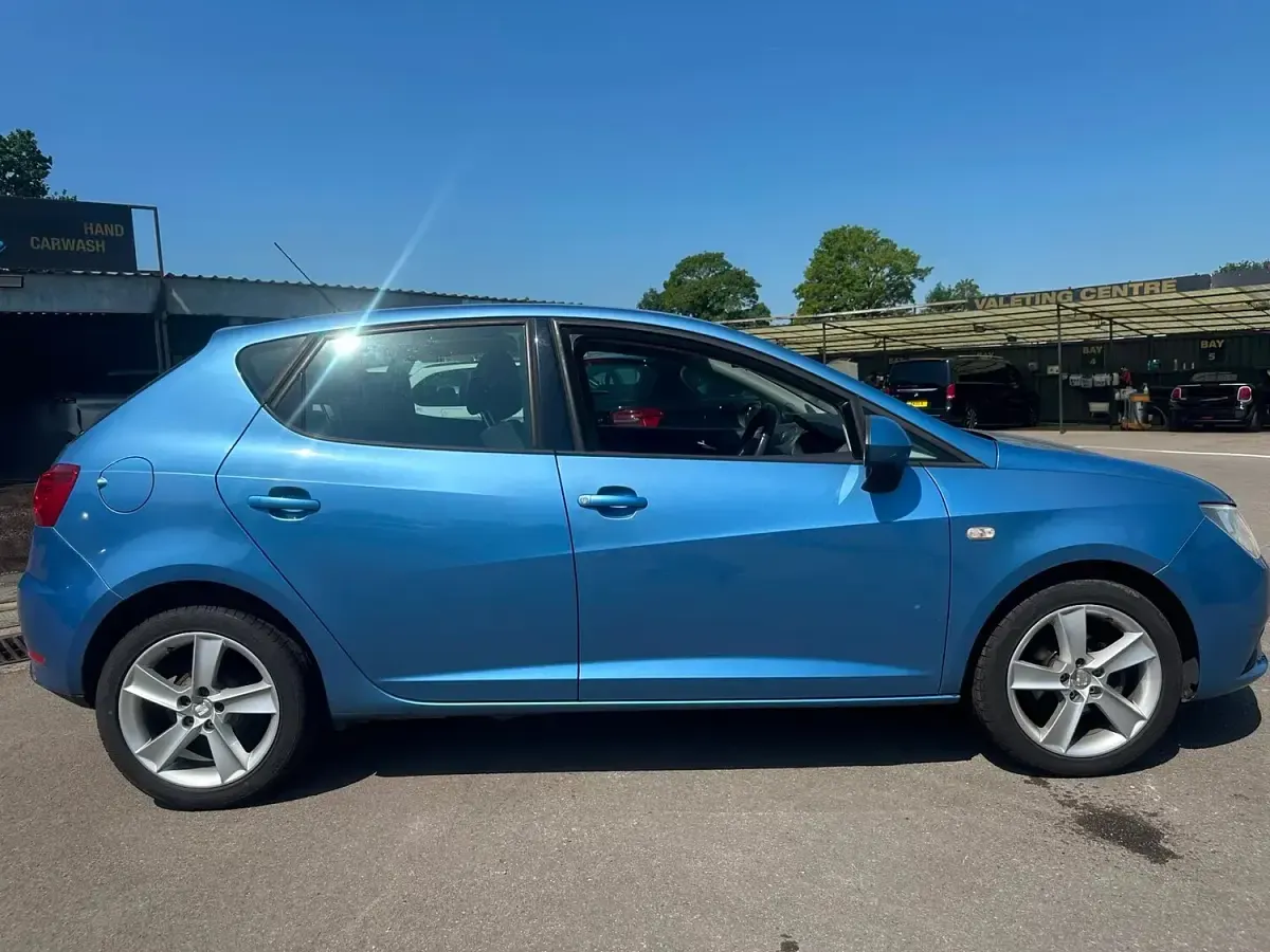 Used Seat Ibiza 85 HP (62 kW) 2013 Blue Hatchback