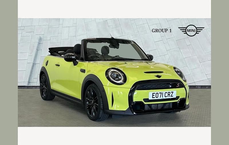 Used Mini Cooper S Cabriolet Exclusive 178 HP (130 kW) 2021 Yellow Cabriolet