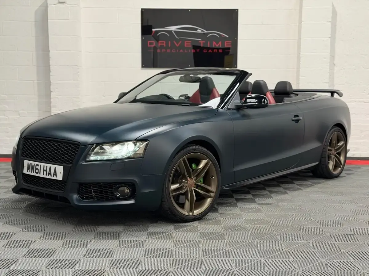 Used Audi S5 Cabriolet 333 HP (244 kW) 2012 Black Cabriolet