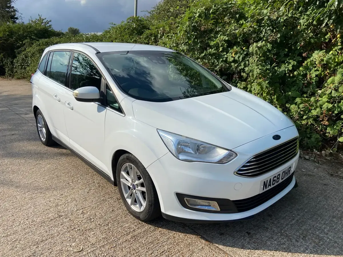 Used Ford Grand C-Max Zetec 2018 White MPV