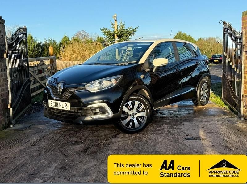 Used Renault Captur Play 90 HP (66 kW) 2018 Black SUV