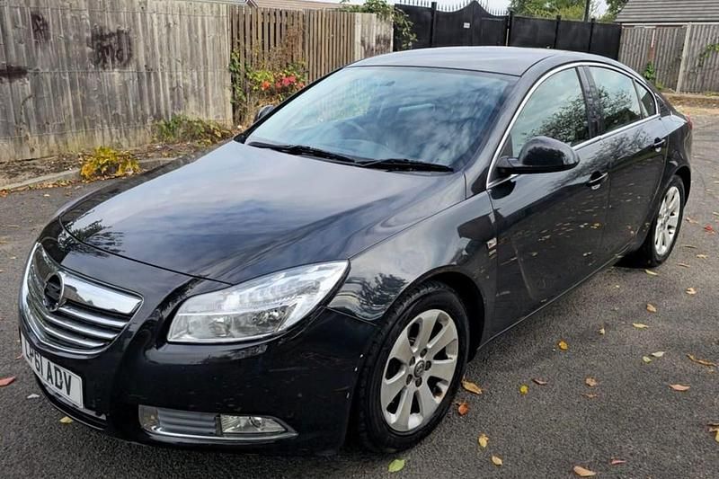 Black Used 2012 Vauxhall Insignia SRi Hatchback | £2,295 (Super price) - Image 1/1