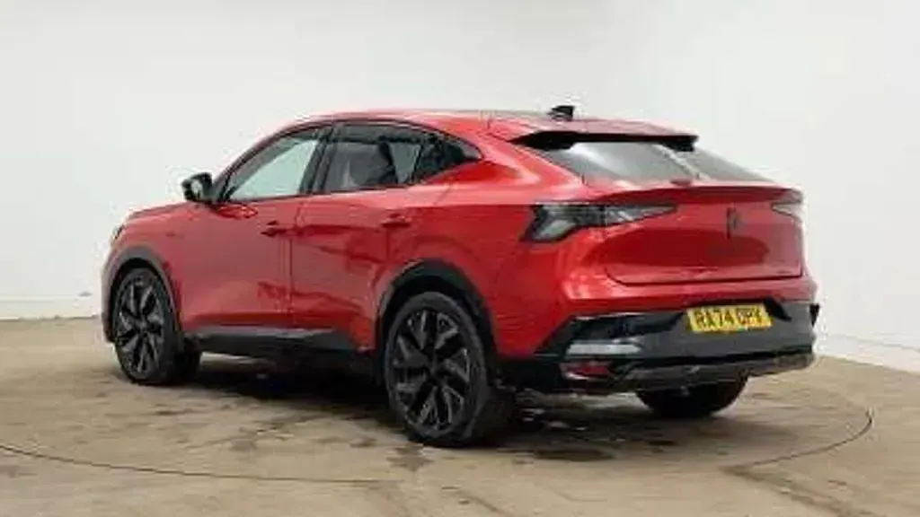 Used Renault Rafale Iconic Esprit Alpine 300 HP (220 kW) 2025 Red SUV