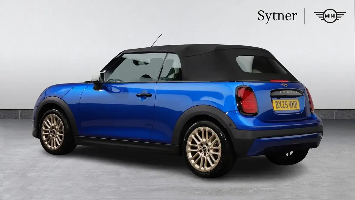 Used Mini Cooper 118 kW (161 HP) 2025 Blue Hatchback