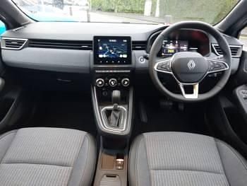 New Renault Clio V Techno 143 HP (105 kW) 2025 Grey Hatchback