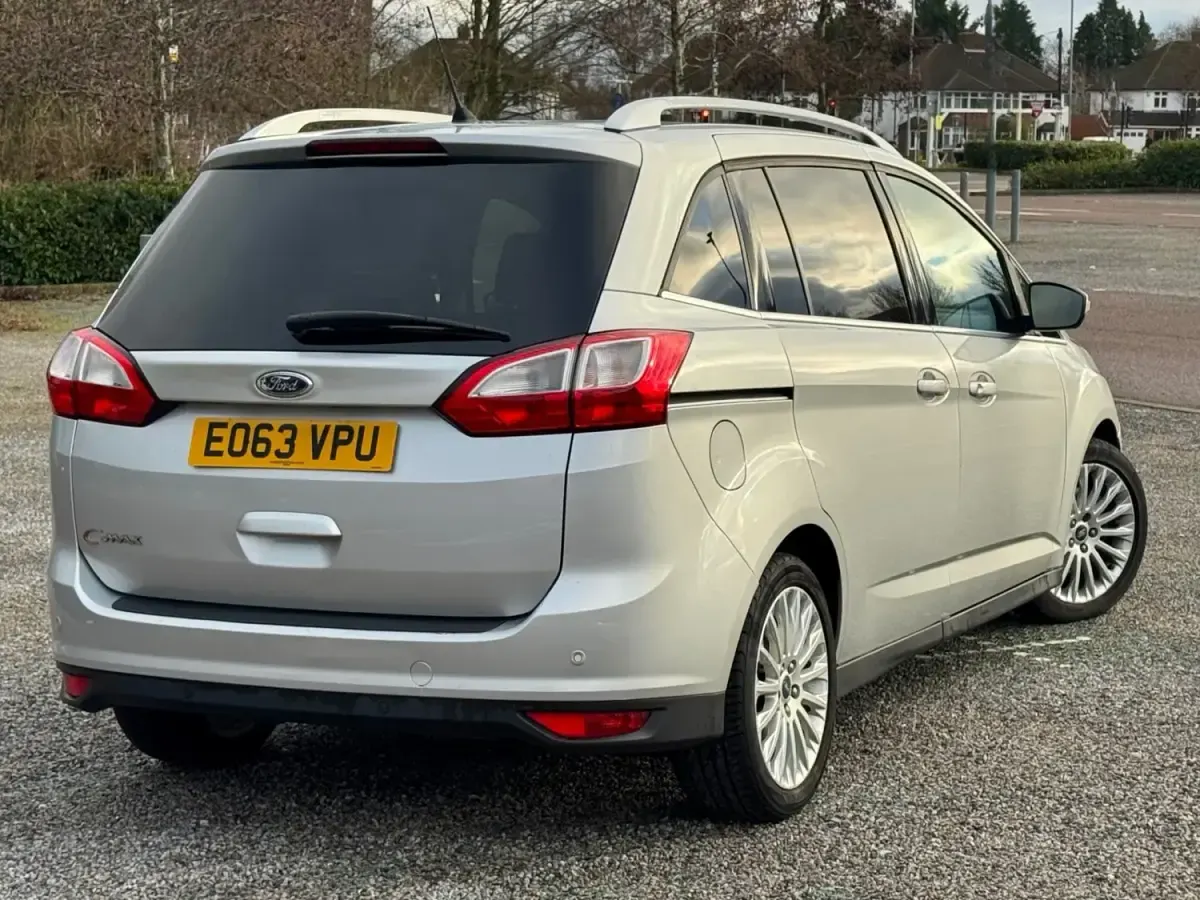 Usado Ford Grand C-Max Titanium 163 HP (119 kW) 2013 Prateado Monovolume