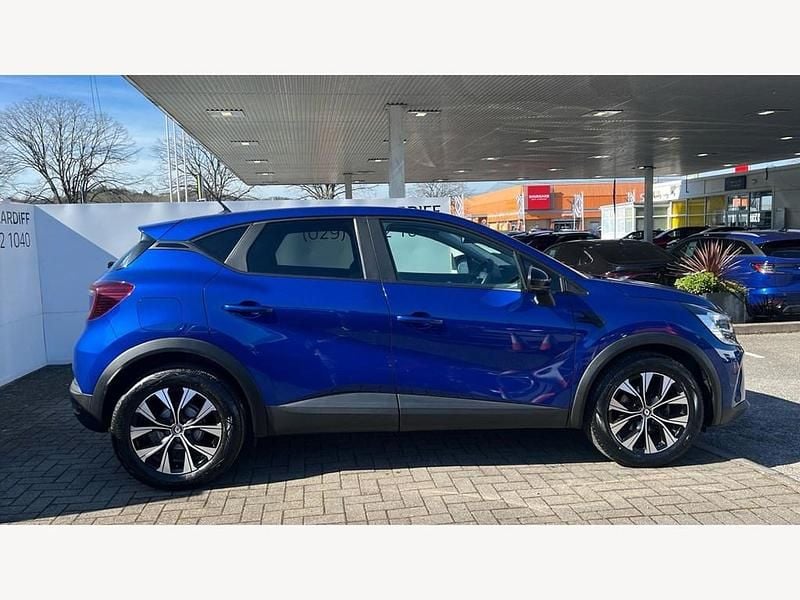 Used Renault Captur Evolution 91 HP (66 kW) 2024 Id metallic  iron blue  SUV