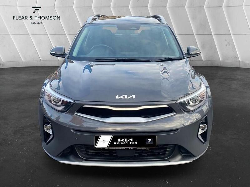 Used Kia Stonic 100 HP (73 kW) 2023 Grey SUV