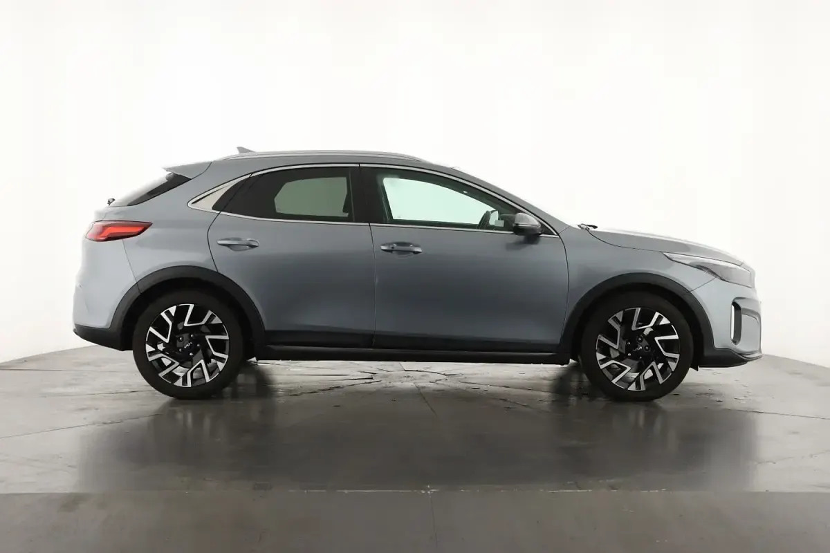 Used Kia XCeed 2022 Silver SUV