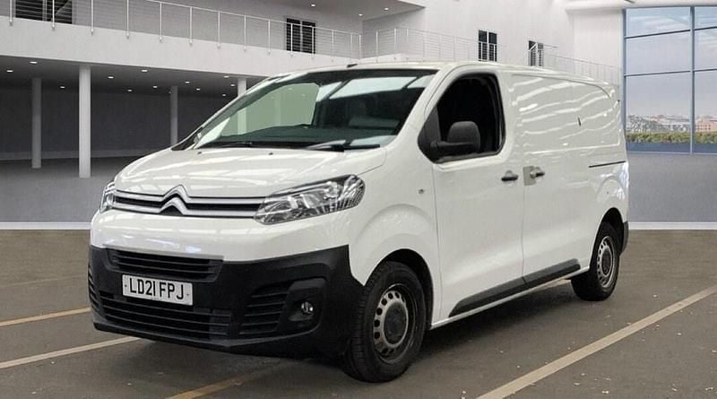 White Used 2021 Citroën Dispatch MPV | £10,950 (Super price) - Image 1/4