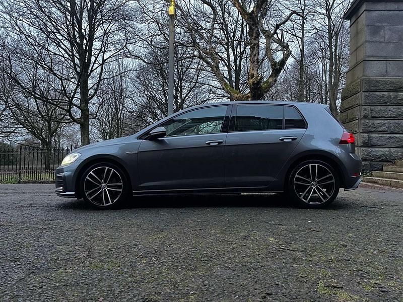 Begagnad VW Golf VII GTD 184 HK (135 kW) 2018 Grå Halvkombi