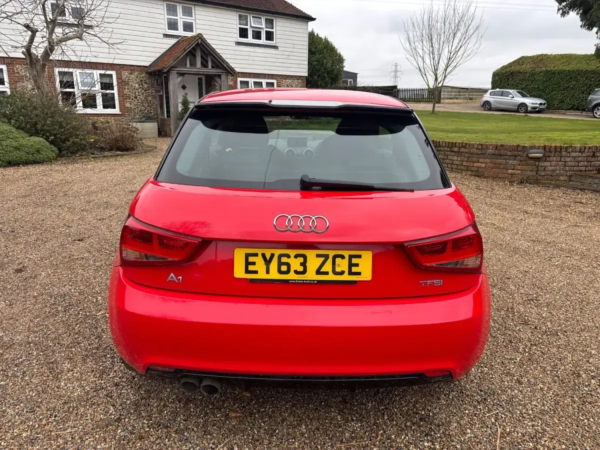 Used Audi A1 Design 122 HP (89 kW) 2013 Red Hatchback