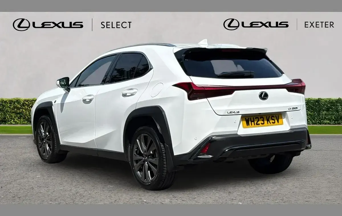 Used Lexus UX 250h Sport Design Packet 180 HP (132 kW) 2023 White SUV