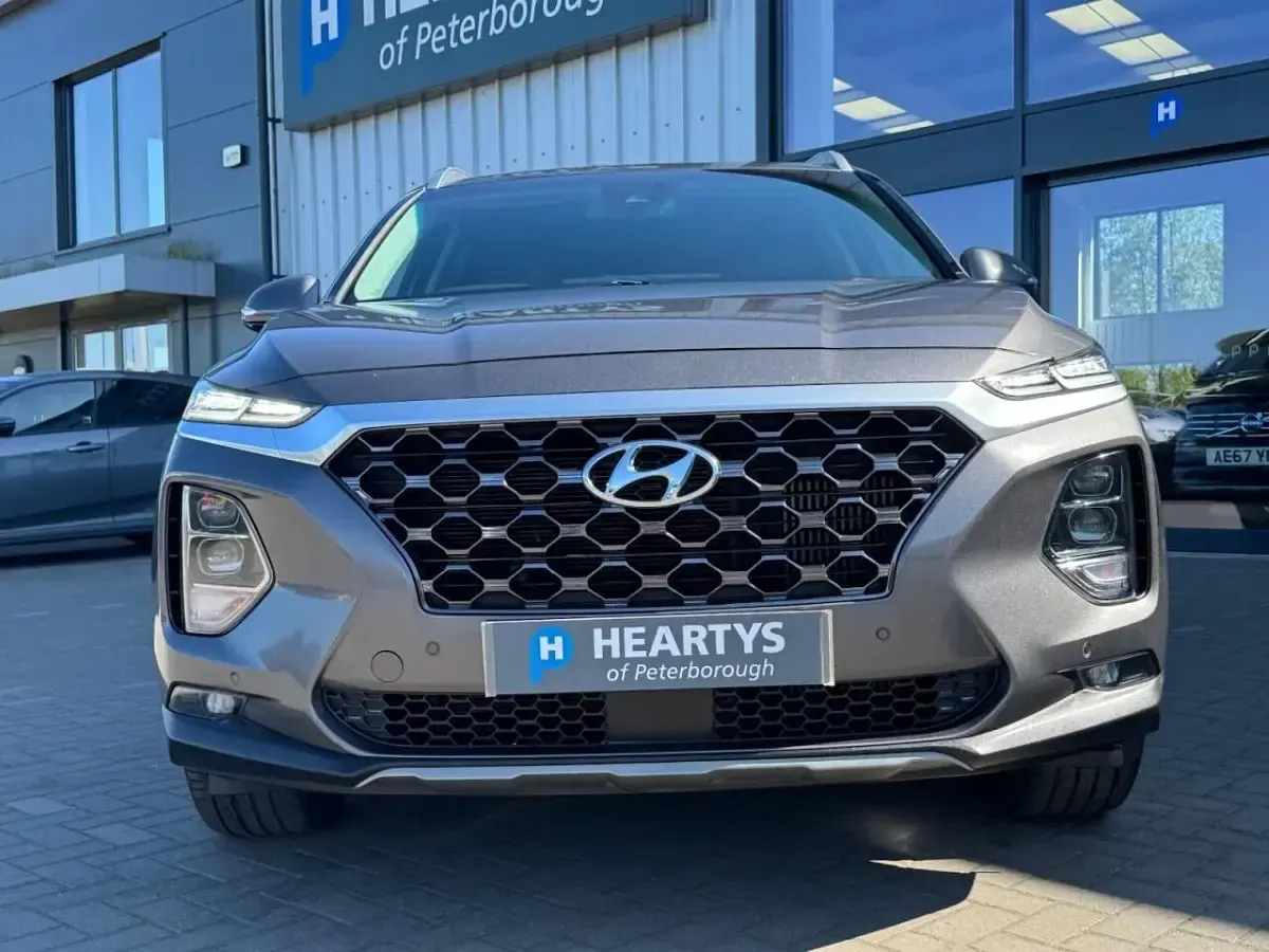 Używany Hyundai Santa Fe Premium 200 KM (147 kW) 2020 Szary SUV