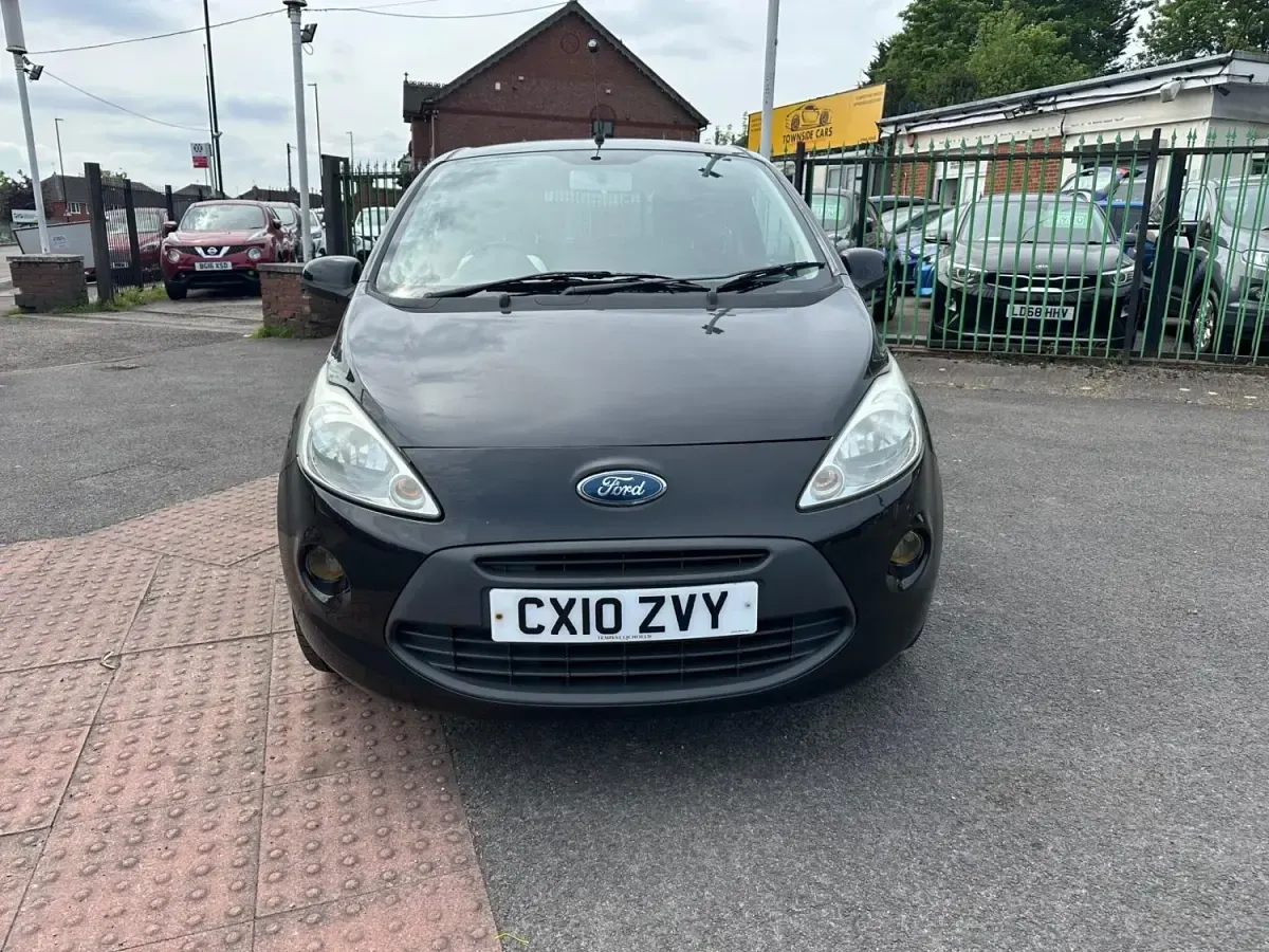 Używany Ford Ka Zetec 2010 Czarny Hatchback