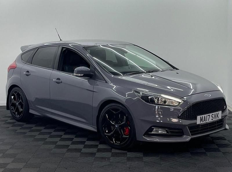 Grey Used 2017 Ford Focus ST Hatchback | £11,250 (Fair price) - Image 1/4