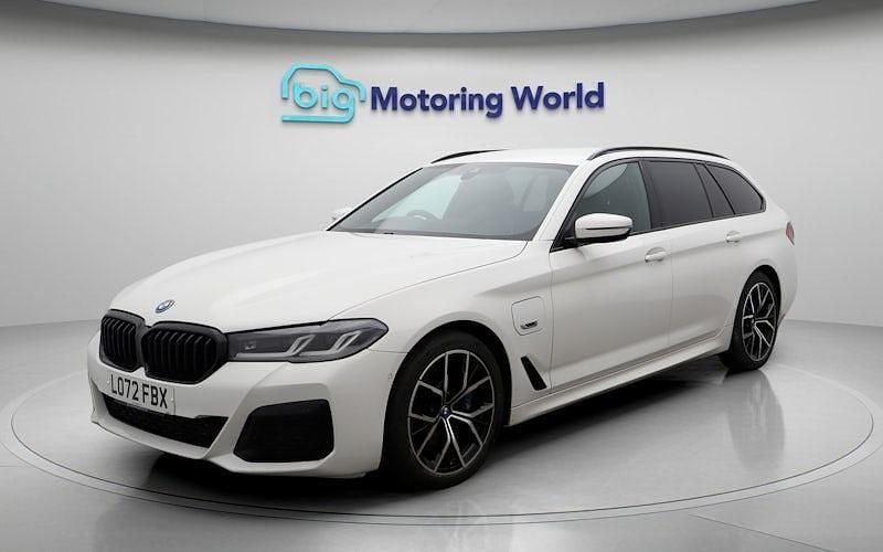 Used BMW 530e M Sport 292 HP (214 kW) 2022 White Estate