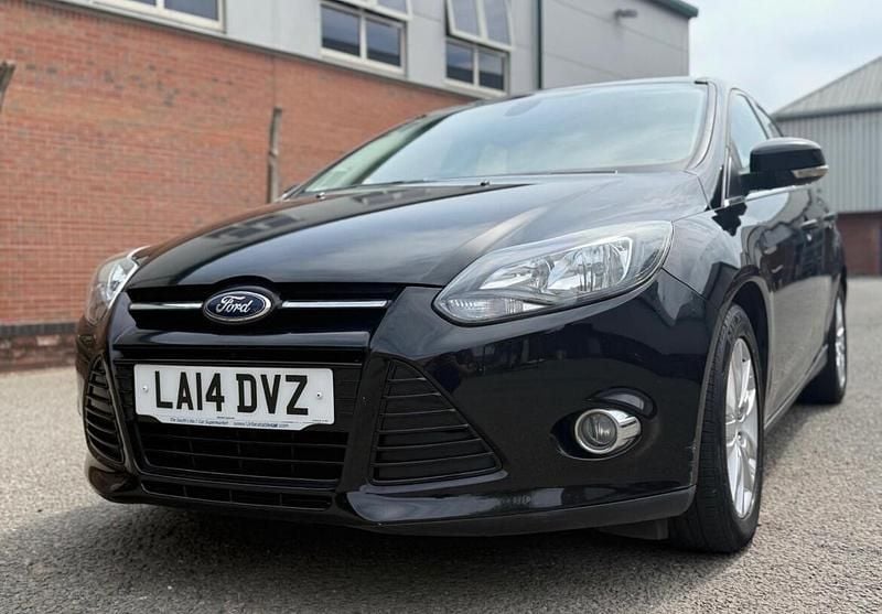 Black Used 2014 Ford Focus Titanium Hatchback | £3,995 (Good price) - Image 1/4