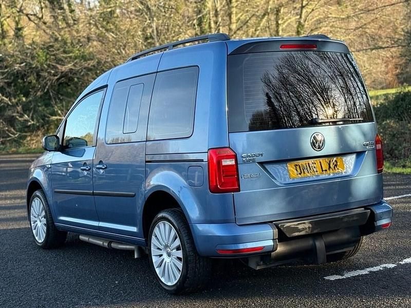 Used VW Caddy Life 102 HP (75 kW) 2016 Blue MPV