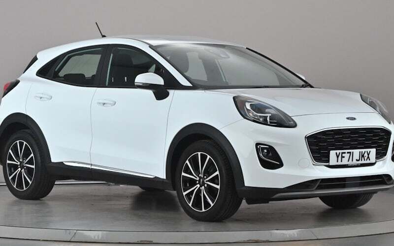 Used 2023 Ford Puma Titanium Hatchback | £12,199 (Good price) - Image 1/4