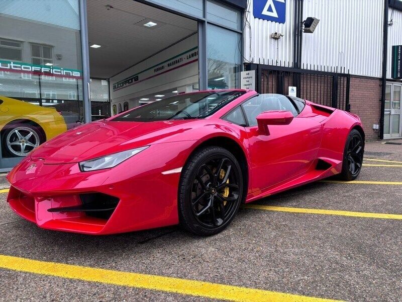Red Used 2017 Lamborghini Huracán Cabriolet | £119,995 (Fair price) - Image 1/4
