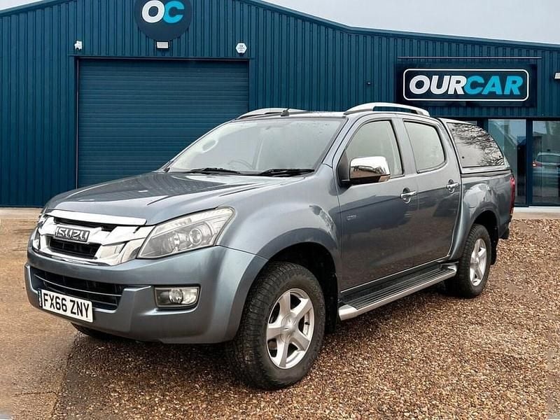Used Isuzu Pick up 161 HP (118 kW) 2016 Grey Pickup