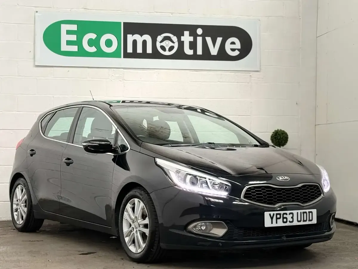 Used Kia Ceed 128 HP (94 kW) 2013 Black Hatchback