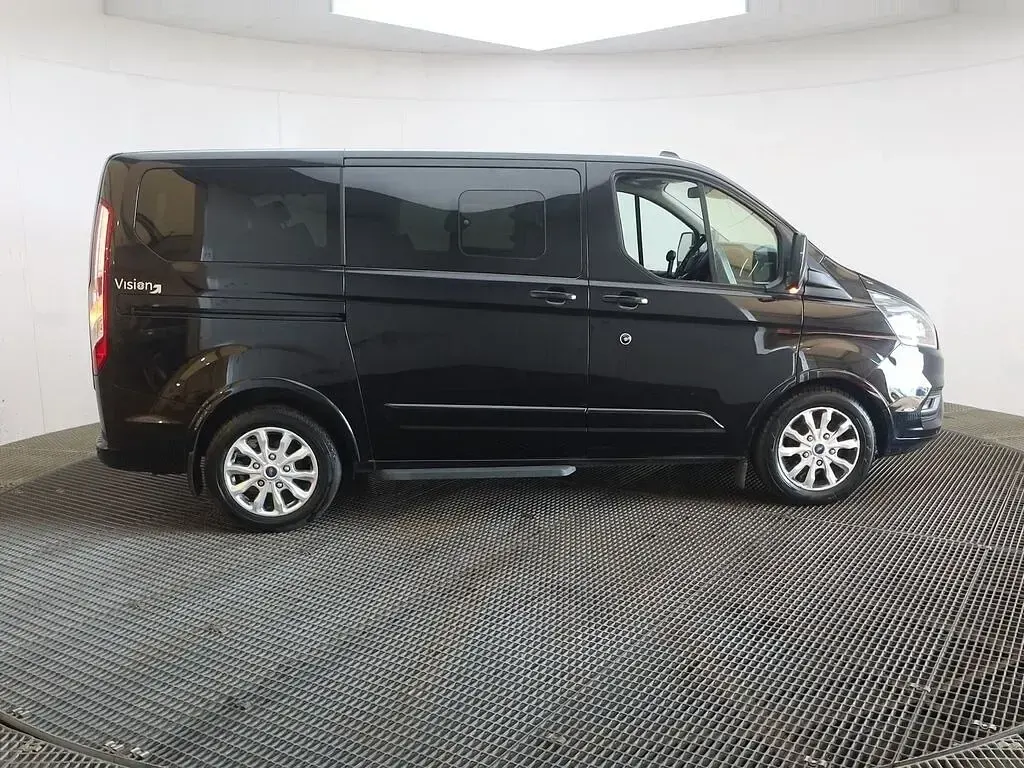 Used Ford Tourneo 2022 Black MPV