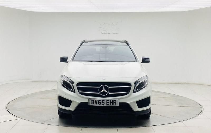 Used Mercedes GLA220 AMG line 170 HP (125 kW) 2015 White SUV