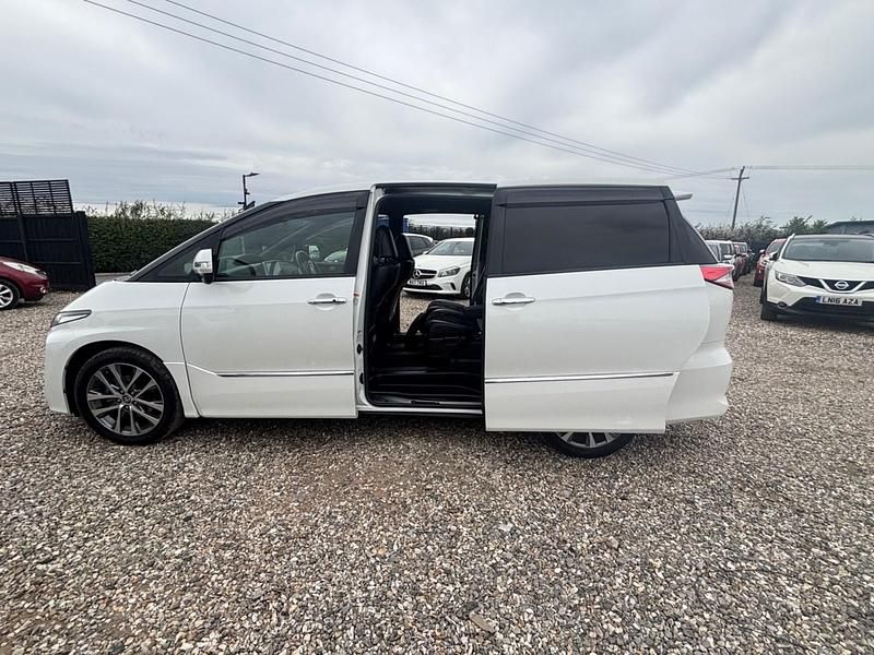 Usado Toyota Estima Limited 2019 Blanco Monovolumen