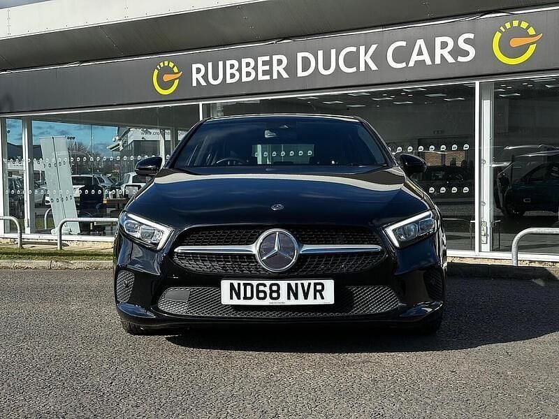 Used Mercedes A180 Executive 116 HP (85 kW) 2018 Black Hatchback
