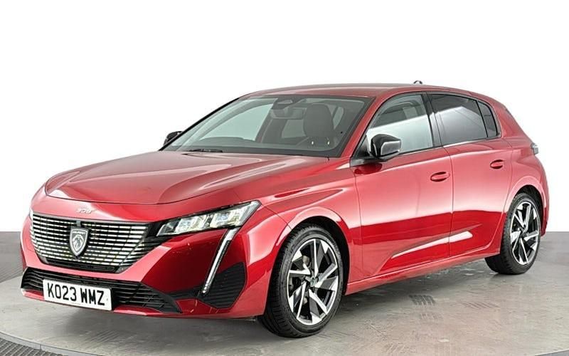 Used Peugeot 308 Allure Premium 131 HP (96 kW) 2023 Red Hatchback