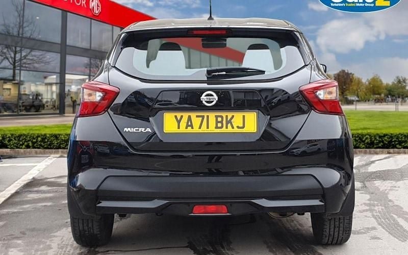 Used Nissan Micra Acenta 92 HP (67 kW) 2022 Black Hatchback