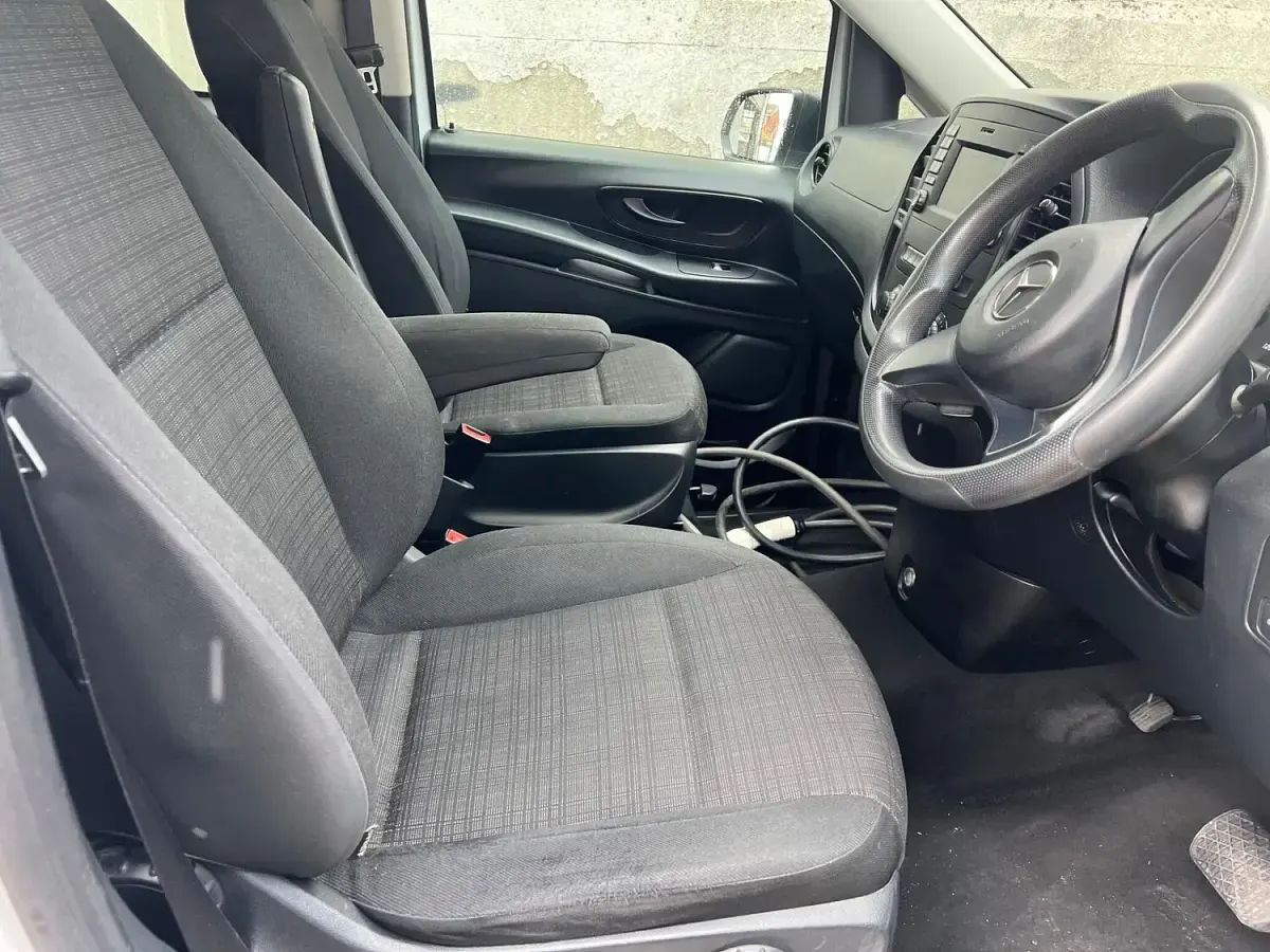 Used Mercedes Vito 116 HP (85 kW) 2020 White Van