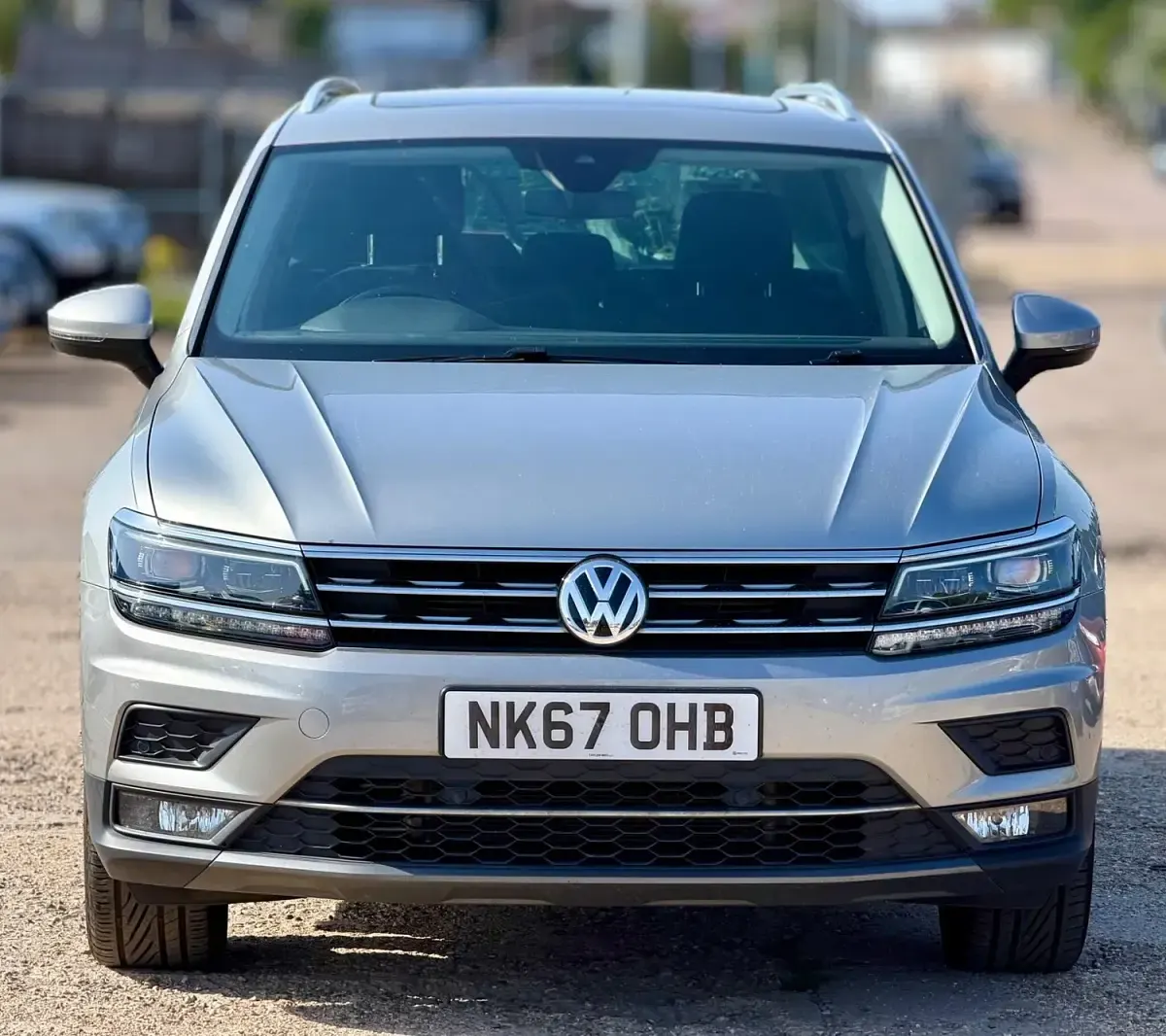 Used VW Tiguan SEL 180 HP (132 kW) 2017 Silver SUV