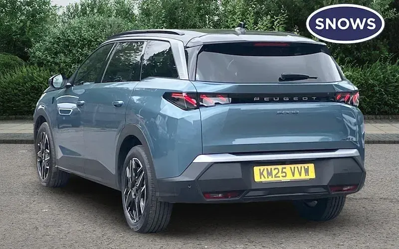 Used Peugeot 5008 GTi 136 HP (100 kW) 2025 Blue SUV