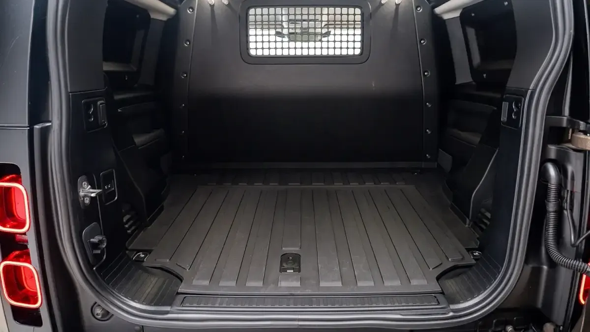 Used Land Rover Defender HSE 2024 Brown SUV