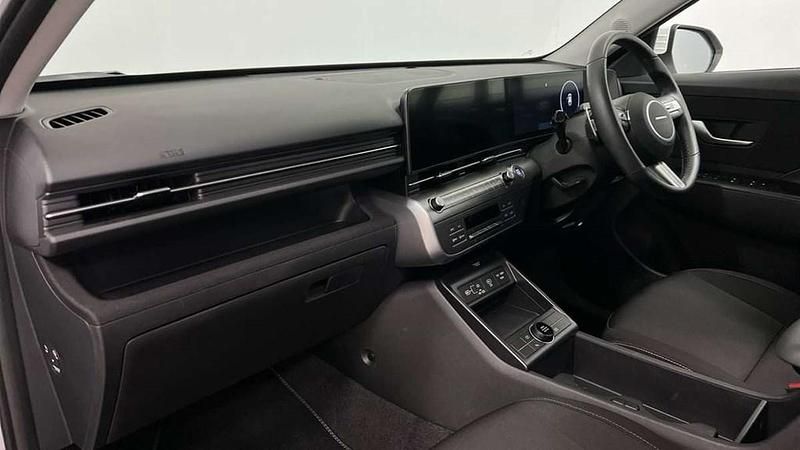 Used Hyundai Kona Advanced 137 HP (100 kW) 2025 White SUV