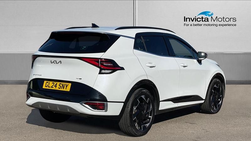 Used Kia Sportage GT-Line 180 HP (132 kW) 2024 White SUV