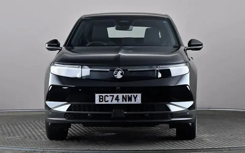 Used Vauxhall Grandland X Design Edition 136 HP (100 kW) 2025 Black SUV