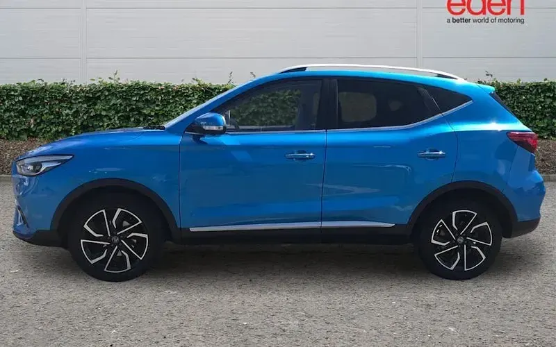 Used MG ZS Exclusive 111 HP (81 kW) 2023 Blue SUV