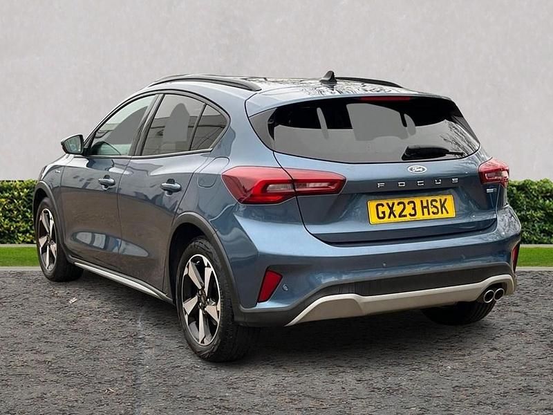 Used Ford Focus Active 2023 Blue Hatchback