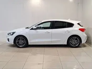 Used Ford Focus ST-Line 125 HP (91 kW) 2020 White Hatchback