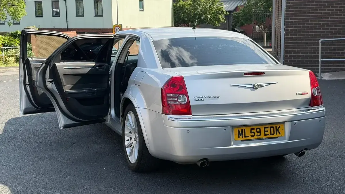 Used Chrysler 300C 2009 Silver Sedan