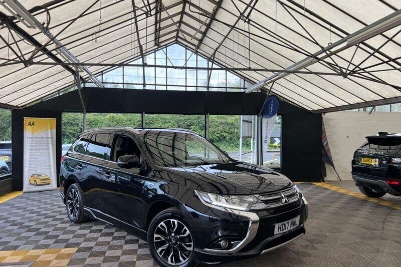 Used 2017 Mitsubishi Outlander P-HEV | £10,295 (Fair price) - Image 1/1