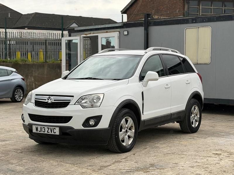 Used Vauxhall Antara S 163 HP (119 kW) 2013 White SUV