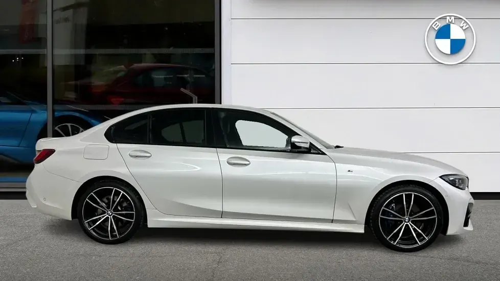 Used BMW 320 M Sport 181 HP (133 kW) 2022 White Sedan