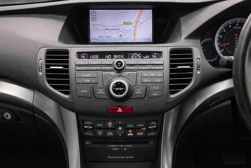 Used Honda Accord EX 156 HP (114 kW) 2012 Silver Sedan